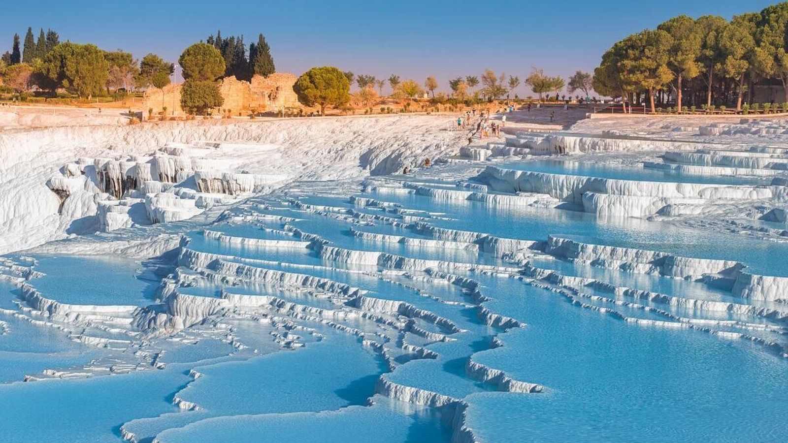 Pamukkale Travertenleri ve Hierapolis Turu